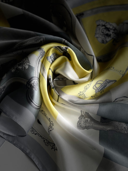 Vintage print Summer scarf Le Papillon Style