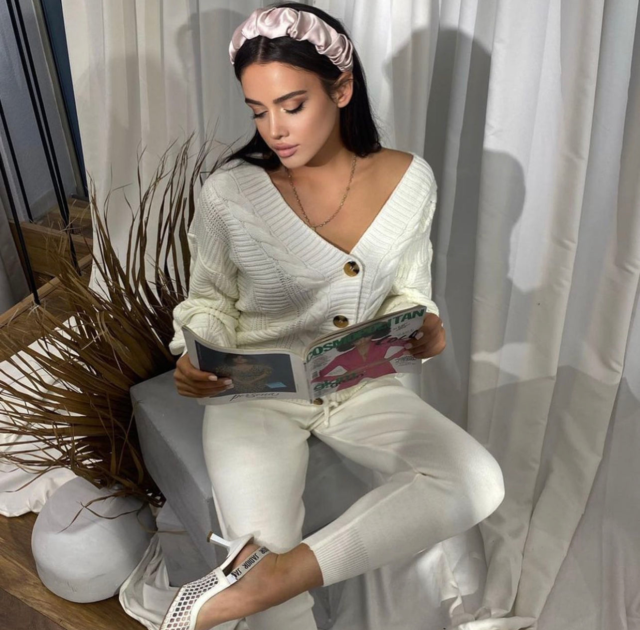 Knitted Sweater Le Papillon Style